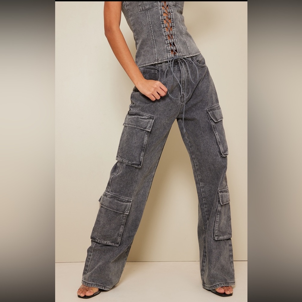 PrettyLittleThing Cargo Pants